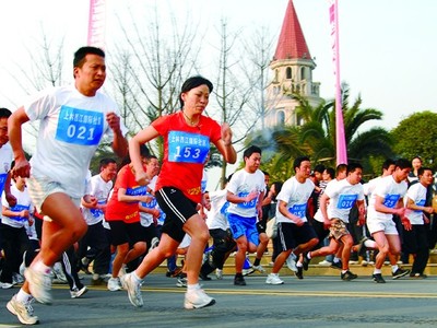 從“九次產業”理論看成都“西控”發展 全民健身科技服務的新路徑